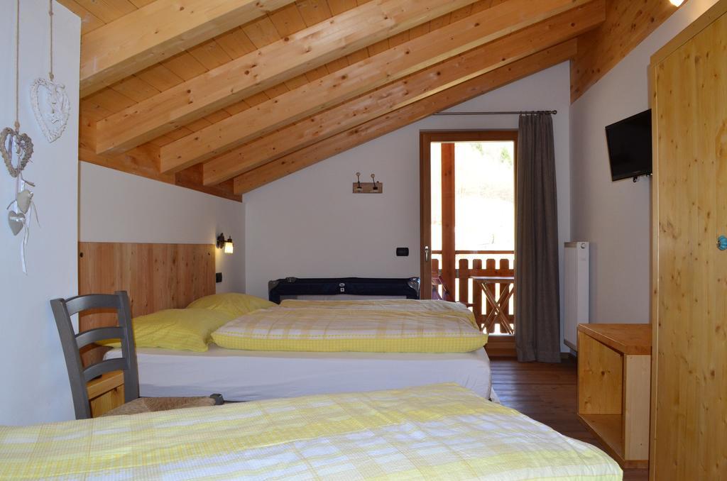 Garni Dal Mozat Bed & Breakfast Lenzumo di Concei Exterior foto